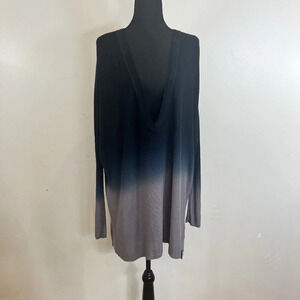 Pins and Needles Urban Outfitters Ombre Navy Blue Gray Ltweight Sweater Size M